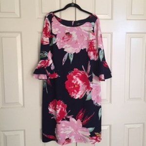 Women's Dress Size 16 A-Line Bell Sleeves